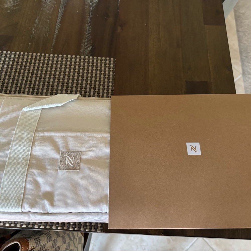 Nespresso White and Brown Set